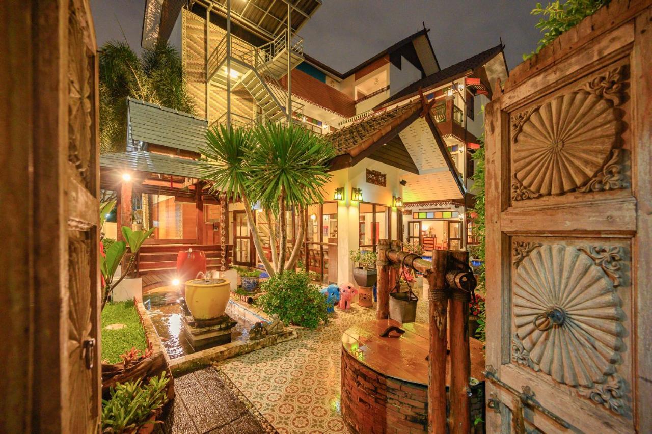 Hetai Boutique House Hotel Чиангмай Екстериор снимка