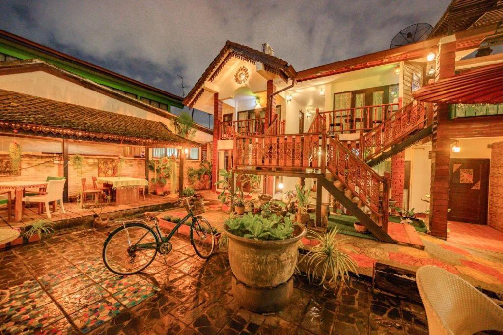 Hetai Boutique House Hotel Чиангмай Екстериор снимка
