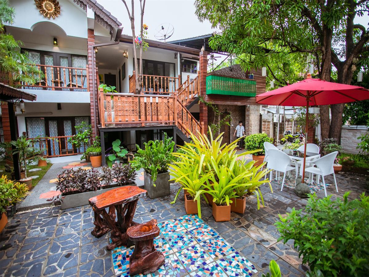Hetai Boutique House Hotel Чиангмай Екстериор снимка