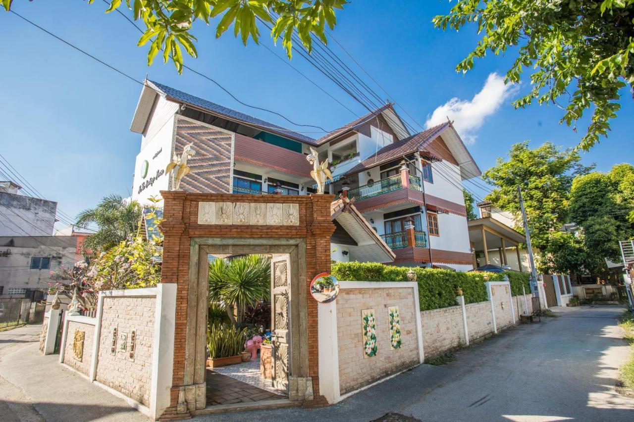 Hetai Boutique House Hotel Чиангмай Екстериор снимка